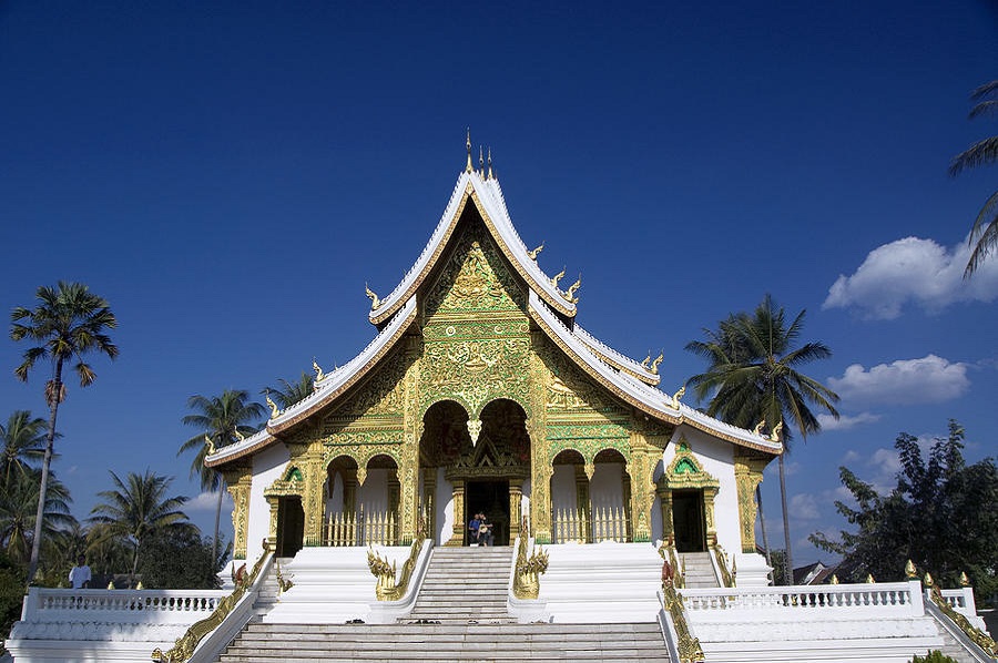 VIENTIANE - LUANG PRABANG 4D3N